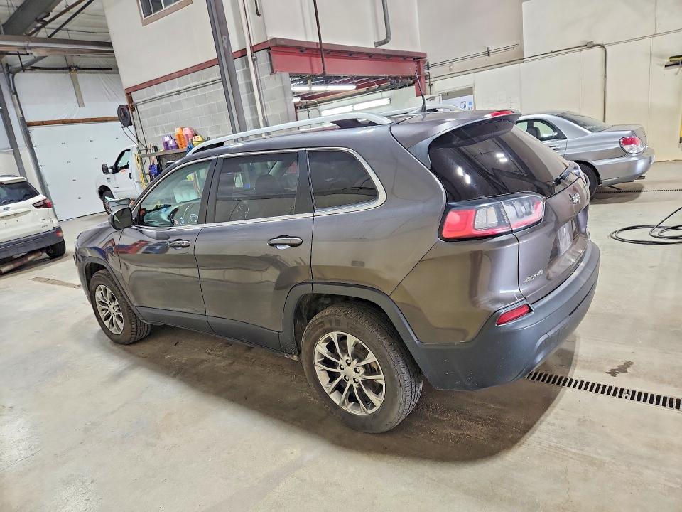 70455586 :رقم المزاد ، 1C4PJMLB8KD194708 vin ، 2019 Jeep Cherokee مزاد بيع