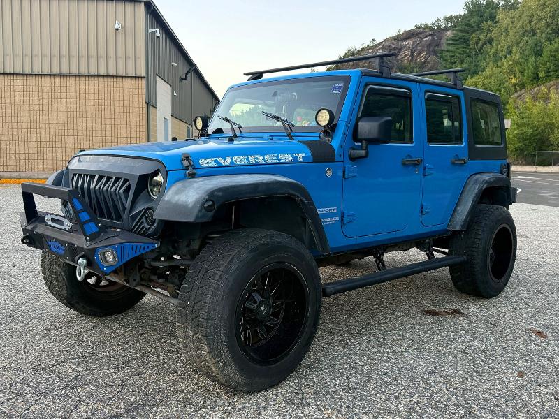Auction sale of the 2012 Jeep Wrangler Unlimited, vin: 1C4BJWDG5CL122453        , lot number: 69127946