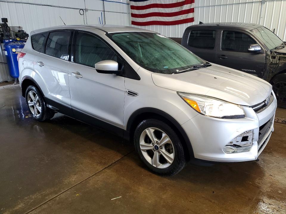 69542816 :رقم المزاد ، 1FMCU9GX2FUC62740 vin ، 2015 Ford Escape مزاد بيع