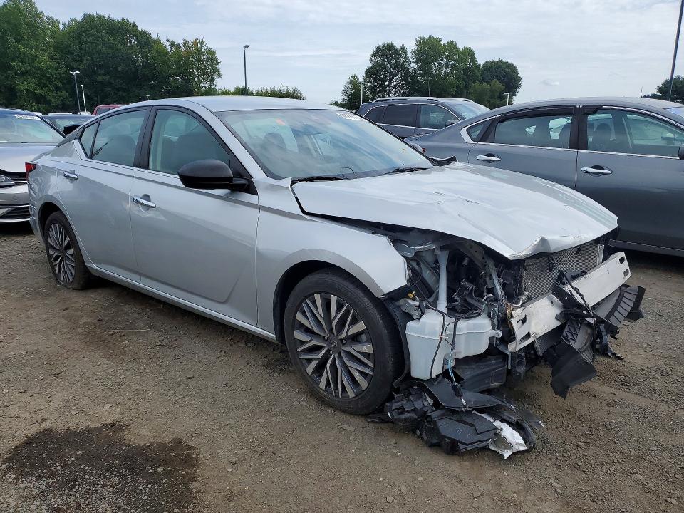 2024 Nissan Altima მანქანა იყიდება აუქციონზე, vin: 1N4BL4DV1RN301699, აუქციონის ნომერი: 68288036