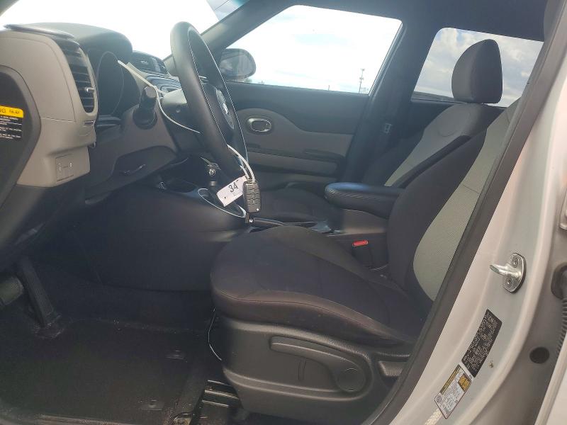 69694256 :رقم المزاد ، KNDJN2A26F7798764 vin ، 2015 Kia Soul مزاد بيع