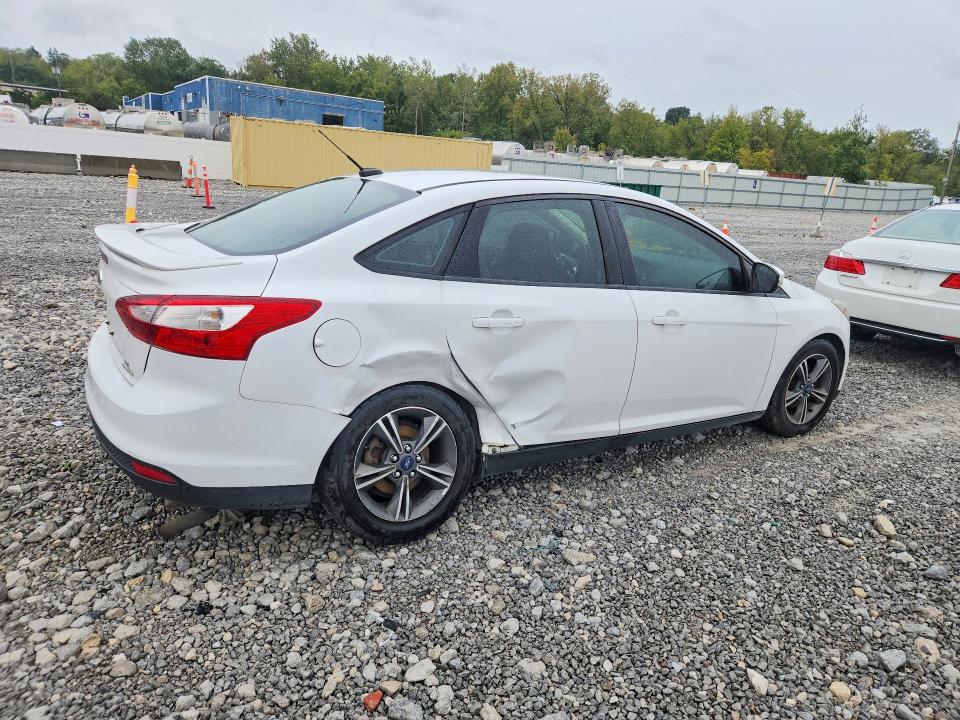 2014 Ford Focus მანქანა იყიდება აუქციონზე, vin: 1FADP3F28EL142759, აუქციონის ნომერი: 69718256