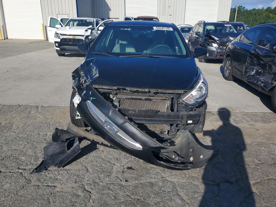 2017 Hyundai Accent მანქანა იყიდება აუქციონზე, vin: KMHCT4AE6HU264944, აუქციონის ნომერი: 66545106