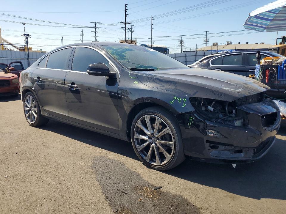 Продажа на аукционе авто 2018 Volvo S60, vin: LYV402HM9JB174478, номер лота: 67847056