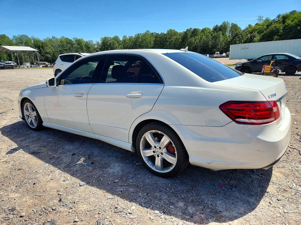 68126116 :رقم المزاد ، WDDHF8HB7AA073924 vin ، 2010 Mercedes-benz E مزاد بيع