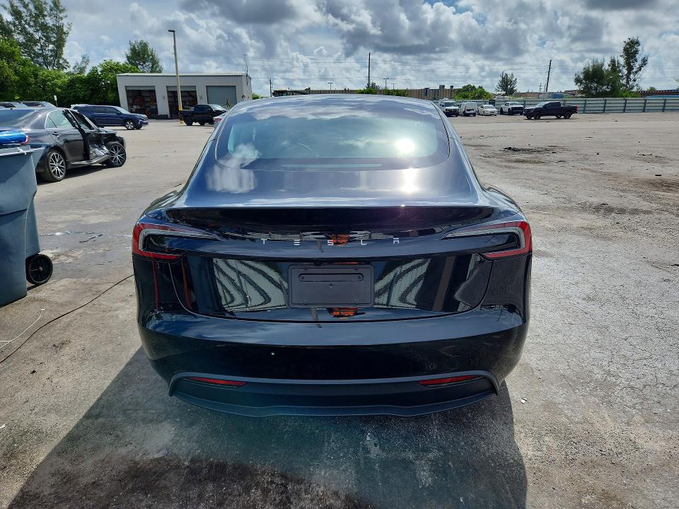 68493316 :رقم المزاد ، 5YJ3E1EA9SF044945 vin ، 2025 Tesla Model 3 مزاد بيع