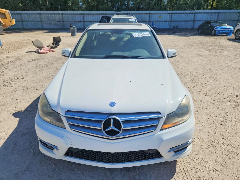 2013 Mercedes-benz C მანქანა იყიდება აუქციონზე, vin: WDDGF4HB3DR293829, აუქციონის ნომერი: 69823946