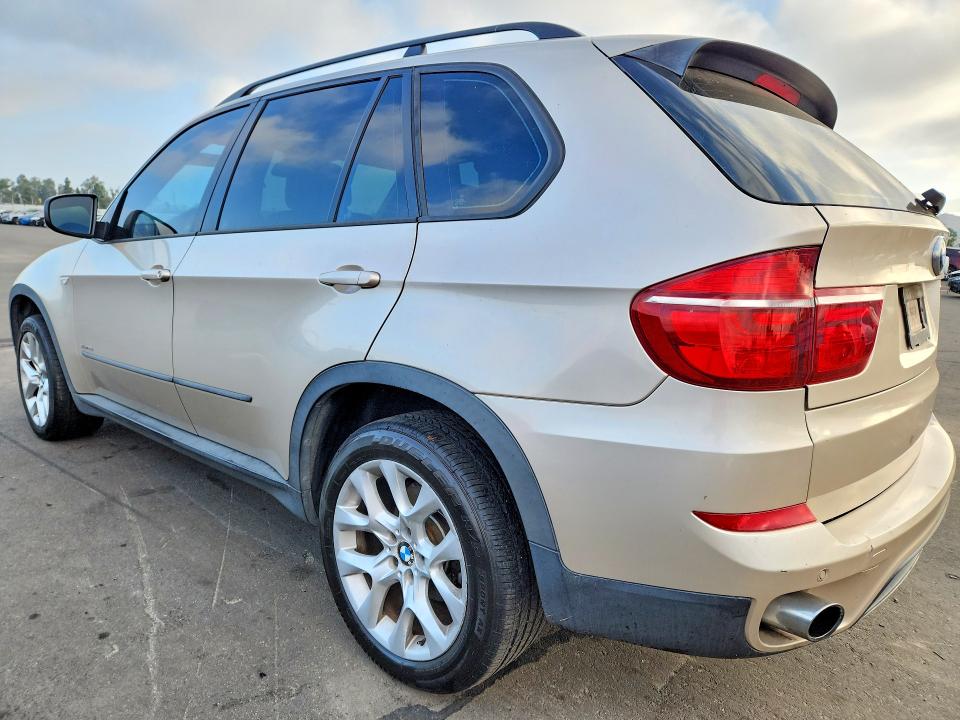 68883836 :رقم المزاد ، 5UXZV4C59D0G50721         vin ، 2013 Bmw X5 مزاد بيع