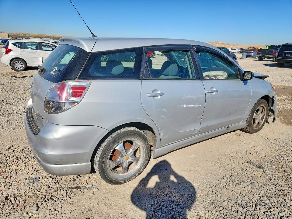 2005 Toyota Matrix მანქანა იყიდება აუქციონზე, vin: 2T1KR32E95C413542, აუქციონის ნომერი: 70152356