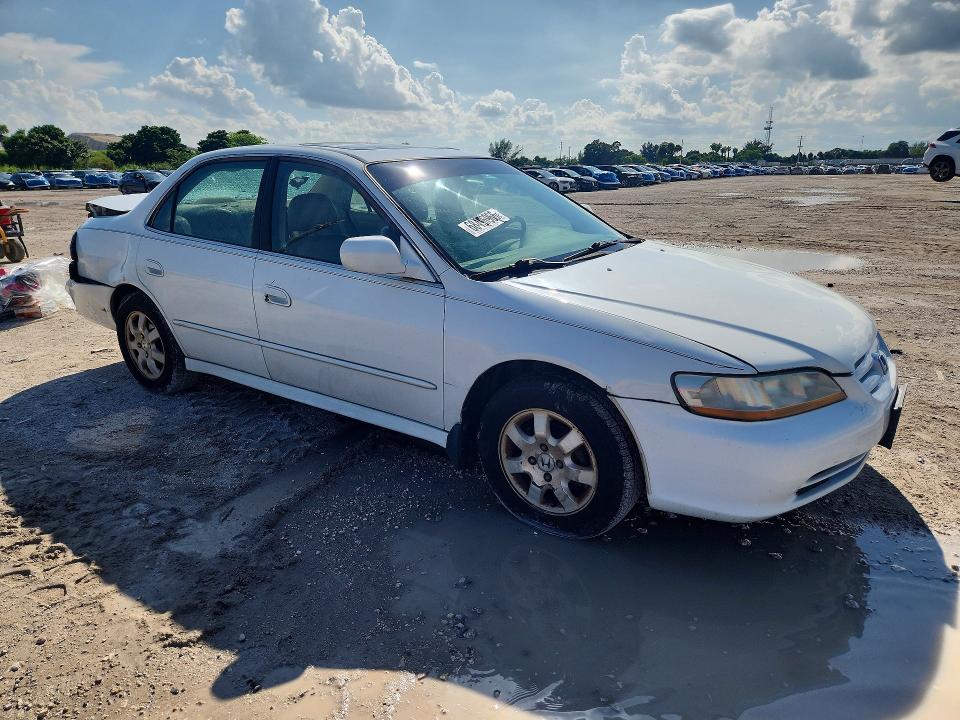 2002 Honda Accord მანქანა იყიდება აუქციონზე, vin: 1HGCG56642A174458, აუქციონის ნომერი: 68496966
