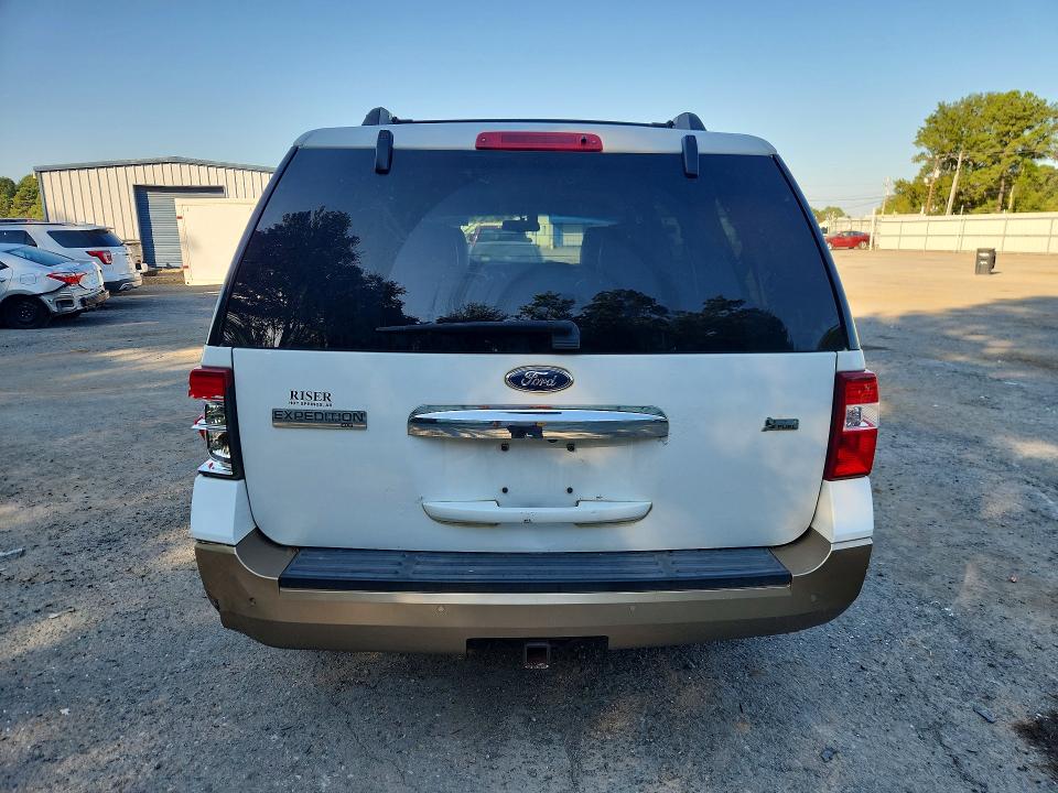 Продажа на аукционе авто 2011 Ford Expedition, vin: 1FMJU1H58BEF47226, номер лота: 69954156