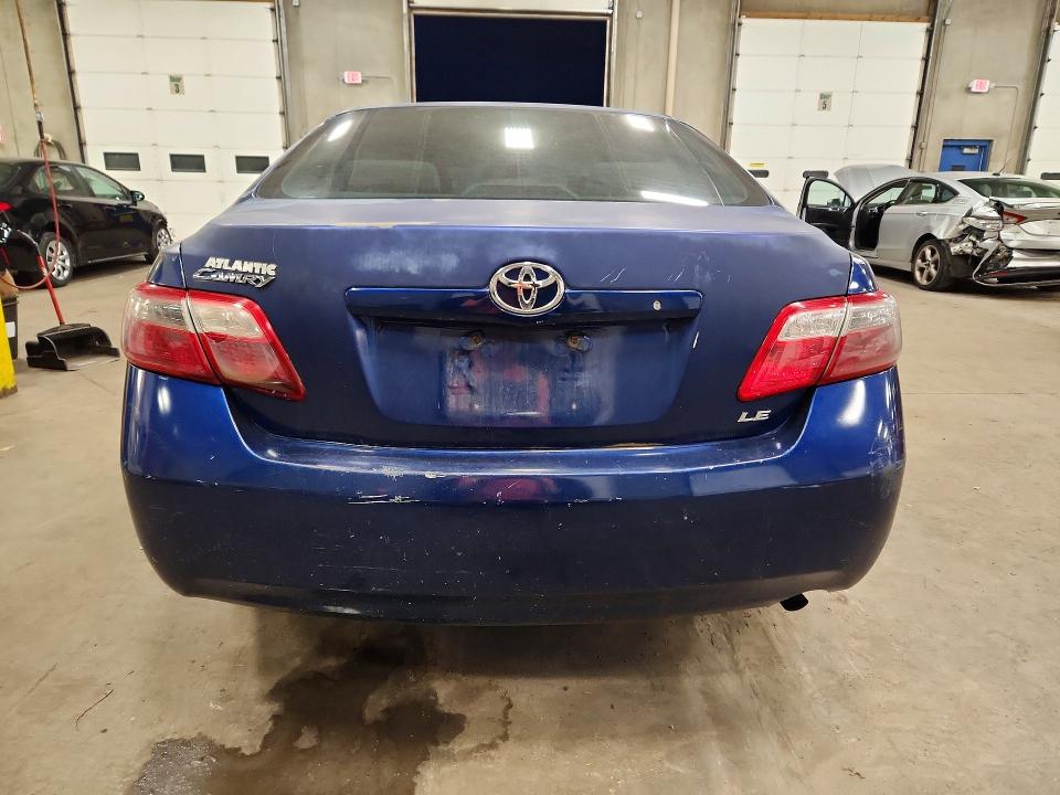 70906306 :رقم المزاد ، 4T1BE46K88U245512 vin ، 2008 Toyota Camry مزاد بيع