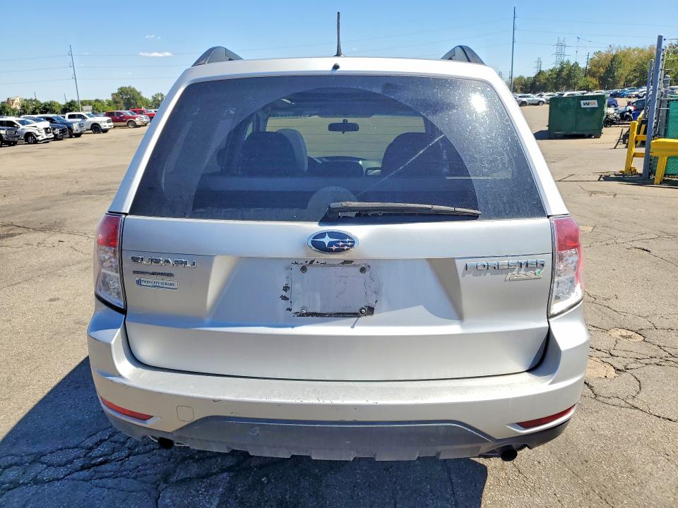 2011 Subaru Forester მანქანა იყიდება აუქციონზე, vin: JF2SHADC6BH745370, აუქციონის ნომერი: 68012996
