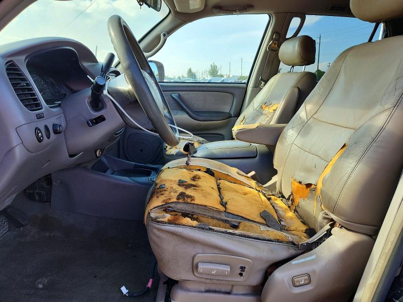 67749206 :رقم المزاد ، 5TDZT34A24S229351 vin ، 2004 Toyota Sequoia مزاد بيع