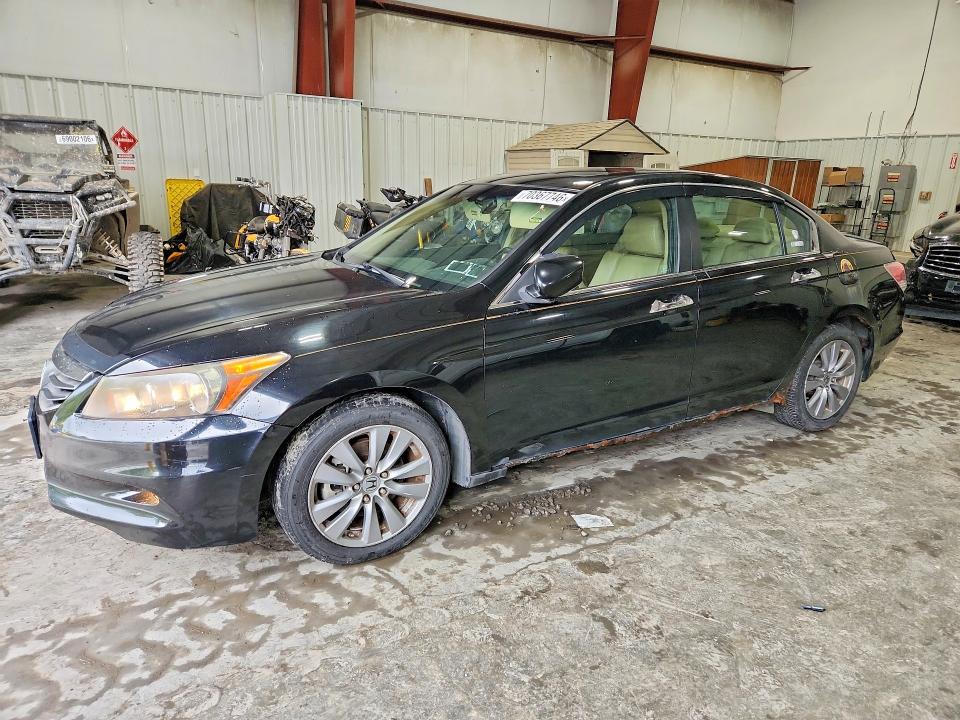 2011 Honda Accord მანქანა იყიდება აუქციონზე, vin: 1HGCP3F81BA021221, აუქციონის ნომერი: 70367746
