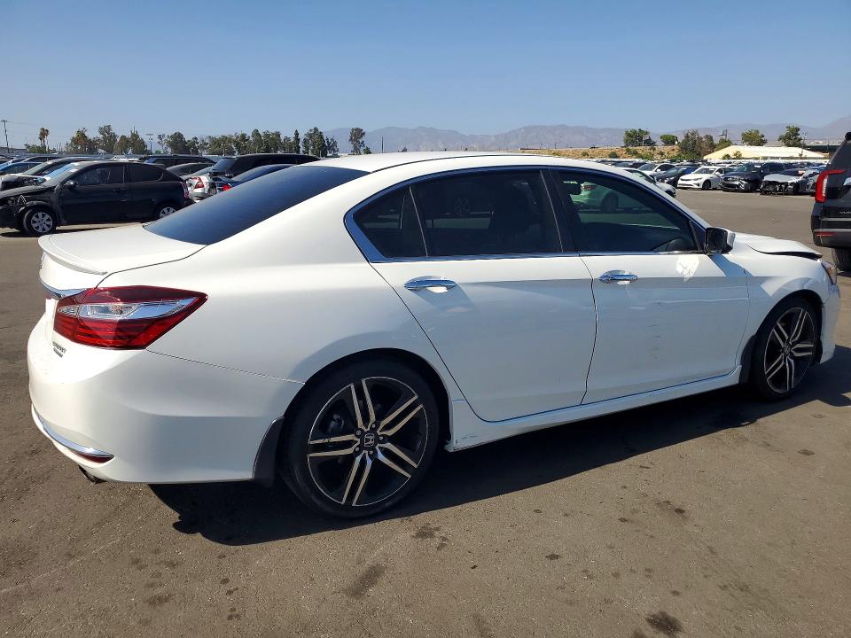 69364236 :رقم المزاد ، 1HGCR2F11HA030338 vin ، 2017 Honda Accord مزاد بيع