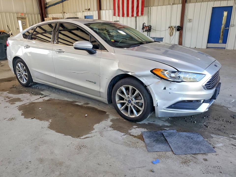2017 Ford Fusion მანქანა იყიდება აუქციონზე, vin: 3FA6P0LU2HR181222, აუქციონის ნომერი: 69005956