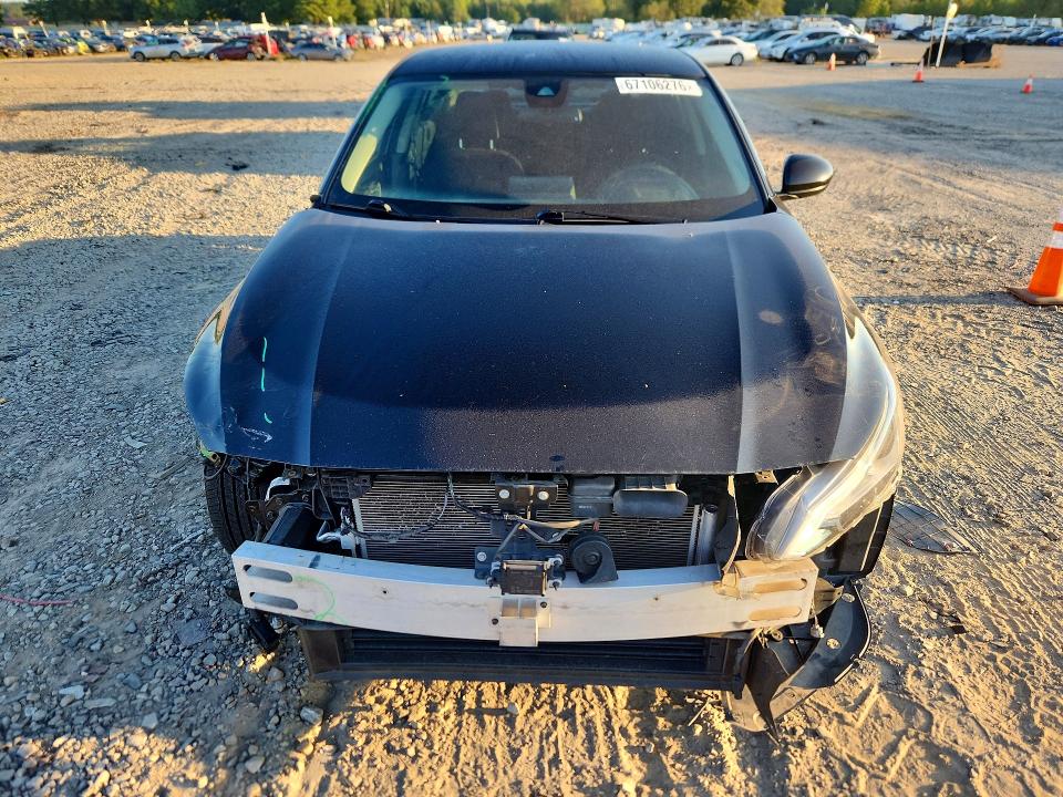 67106276 :رقم المزاد ، 1N4BL4DWXNN353609 vin ، 2022 Nissan Altima مزاد بيع