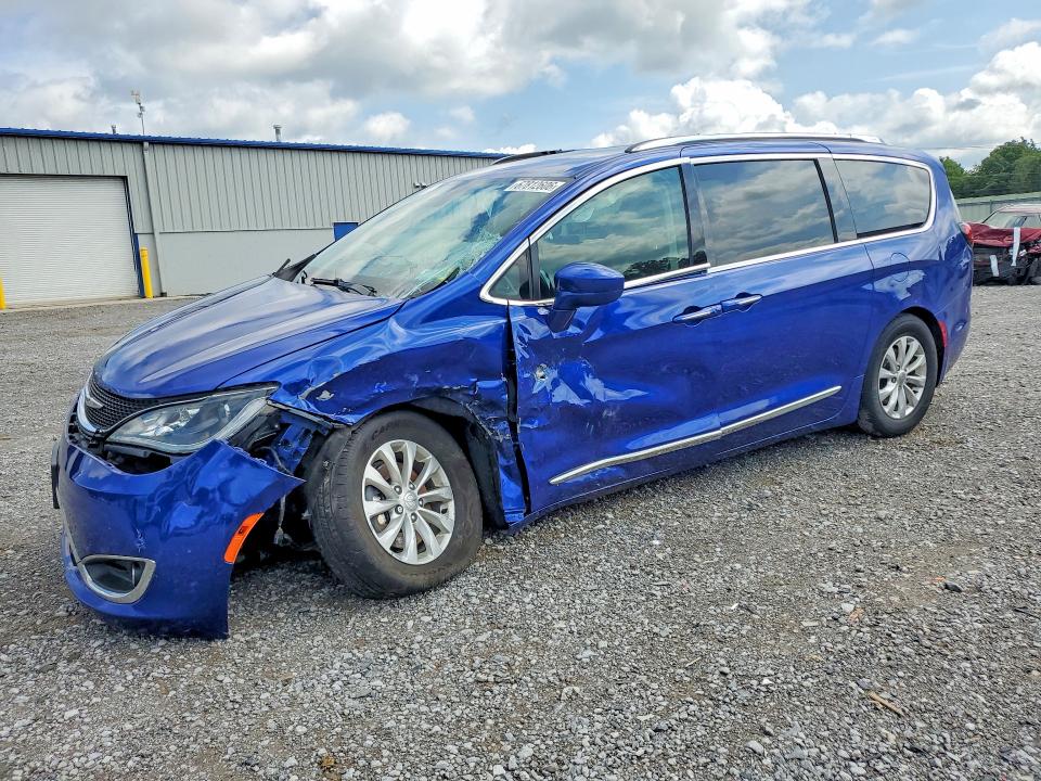 Продажа на аукционе авто 2019 Chrysler Pacifica, vin: 2C4RC1BG7KR550027, номер лота: 67812606