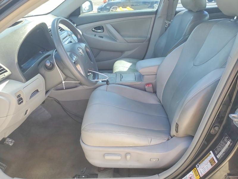 70277136 :رقم المزاد ، 4T1BF3EK9AU533084 vin ، 2010 Toyota Camry مزاد بيع