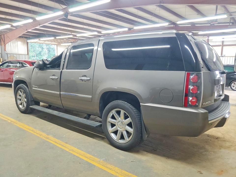 68813906 :رقم المزاد ، 1GKS2MEF9DR161976 vin ، 2013 Gmc Yukon Xl مزاد بيع