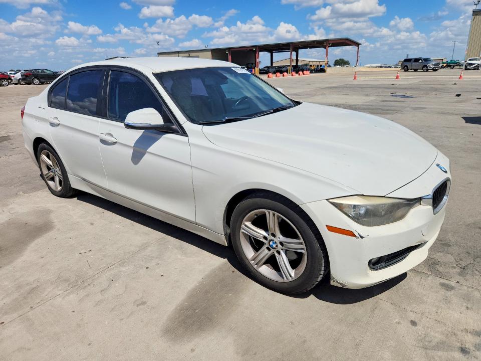 Продажа на аукционе авто 2015 Bmw 320, vin: WBA3B1C54FK137747, номер лота: 68614516