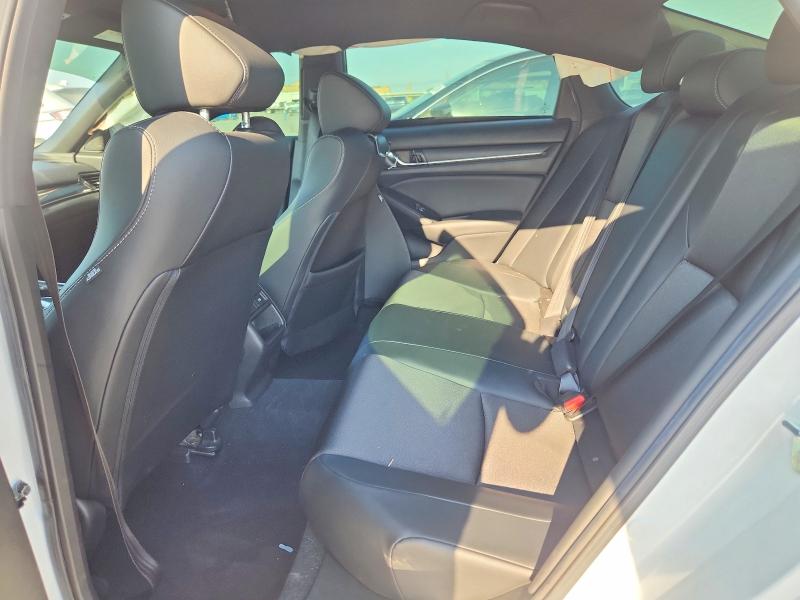 67478966 :رقم المزاد ، 1HGCV1F33NA008358 vin ، 2022 Honda Accord مزاد بيع