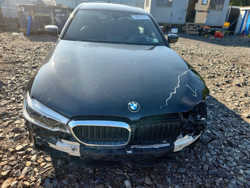 2019 Bmw 540 მანქანა იყიდება აუქციონზე, vin: WBAJE7C53KWW42120, აუქციონის ნომერი: 68001346