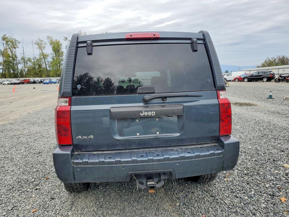 70342986 :رقم المزاد ، 1J8HG48K67C501679 vin ، 2007 Jeep Commander مزاد بيع