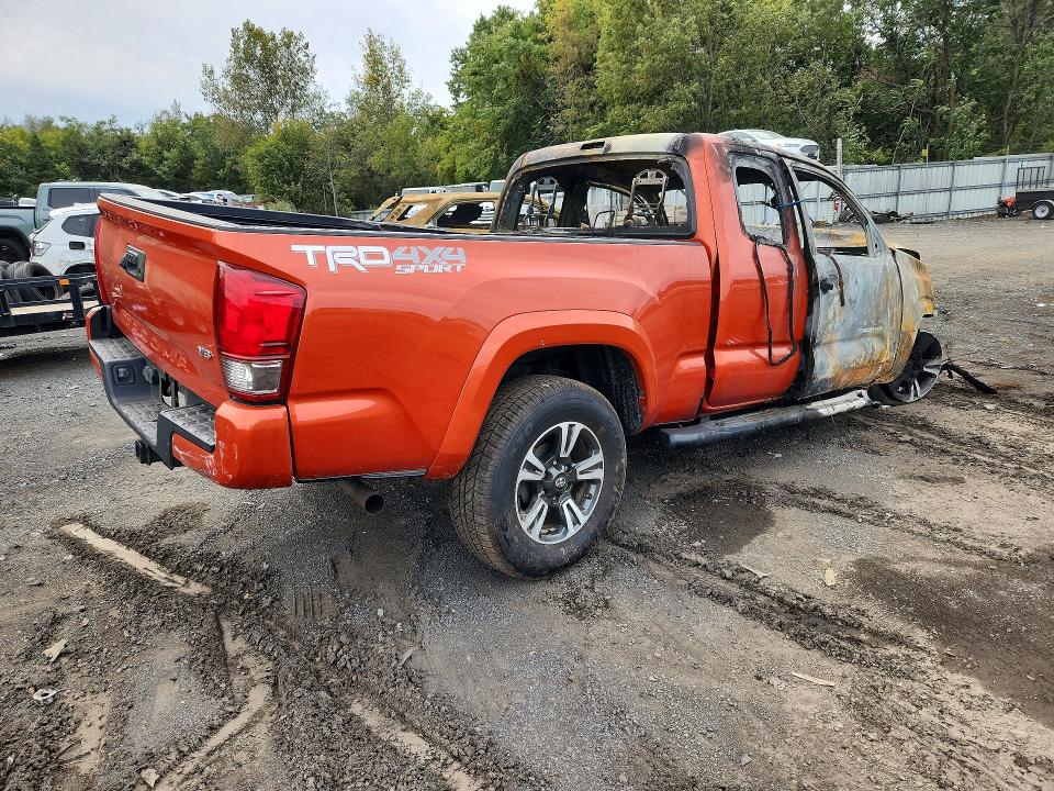 Продаж на аукціоні авто 2017 Toyota Tacoma, vin: 5TFSZ5AN1HX086749, номер лоту: 69616496