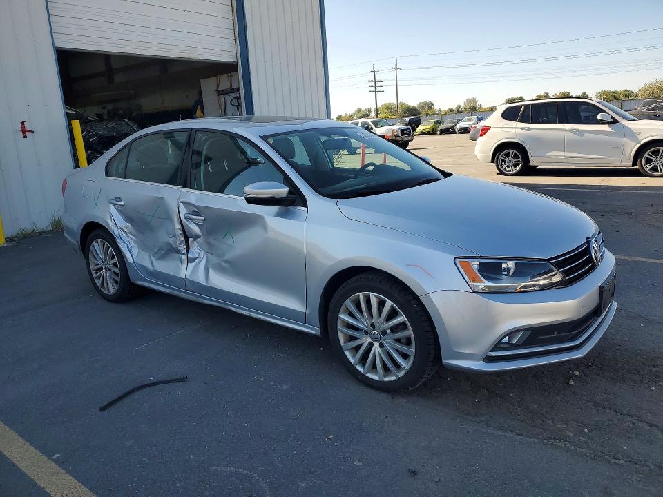 2015 Volkswagen Jetta მანქანა იყიდება აუქციონზე, vin: 3VWD07AJ6FM222451, აუქციონის ნომერი: 69032896