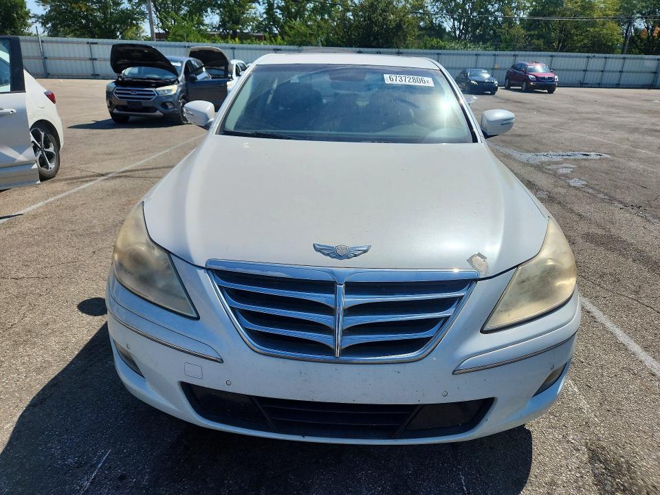 Продажа на аукционе авто 2011 Hyundai Genesis, vin: KMHGC4DF6BU145000, номер лота: 67372806