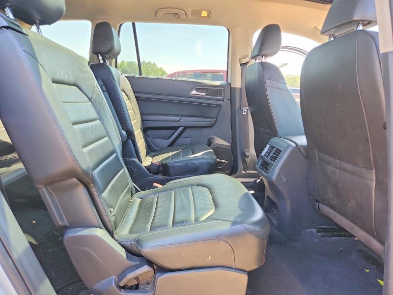 Продаж на аукціоні авто 2018 Volkswagen Atlas, vin: 1V2NR2CA0JC575581, номер лоту: 68130246