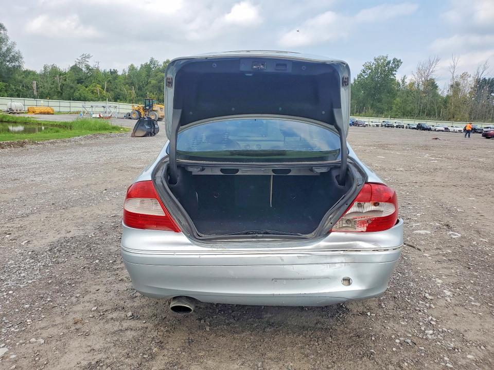 67469506 :رقم المزاد ، WDBTJ56H16F187791 vin ، 2006 Mercedes-benz Clk مزاد بيع