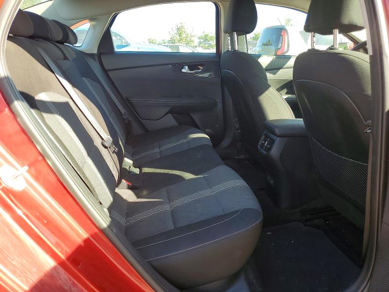 2022 Kia Forte მანქანა იყიდება აუქციონზე, vin: 3KPF34AD9NE521288, აუქციონის ნომერი: 68765056