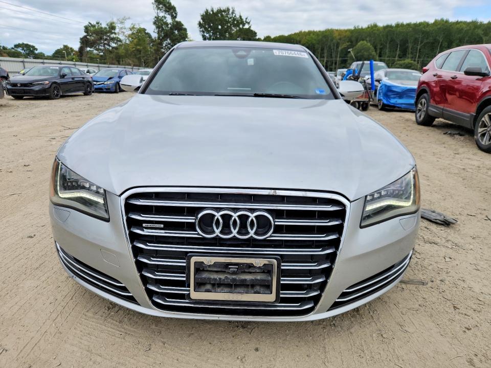 70766446 :رقم المزاد ، WAURVAFD9CN006120 vin ، 2012 Audi A8 مزاد بيع