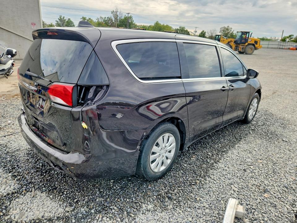 Продажа на аукционе авто 2018 Chrysler Pacifica, vin: 2C4RC1AG0JR120940, номер лота: 69681956