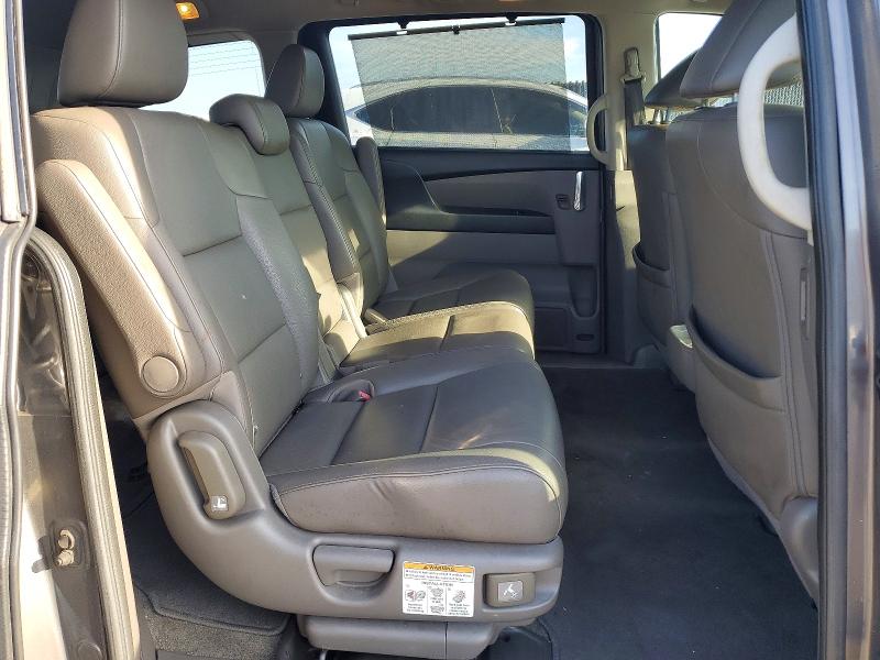 69039616 :رقم المزاد ، 5FNRL5H90EB078155 vin ، 2014 Honda Odyssey مزاد بيع