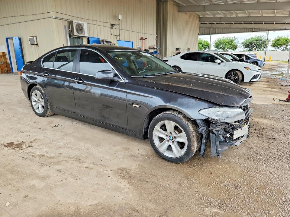 68710386 :رقم المزاد ، WBAXG5C56DD229342 vin ، 2013 Bmw 528 مزاد بيع