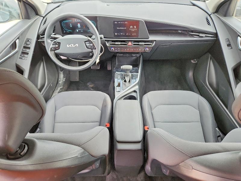 2026 Kia Niro მანქანა იყიდება აუქციონზე, vin: KNDCP3LE2T5358645, აუქციონის ნომერი: 70926686