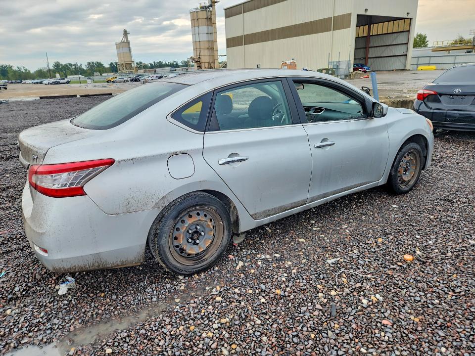 Продаж на аукціоні авто 2015 Nissan Sentra, vin: 3N1AB7AP5FL636138, номер лоту: 70309686