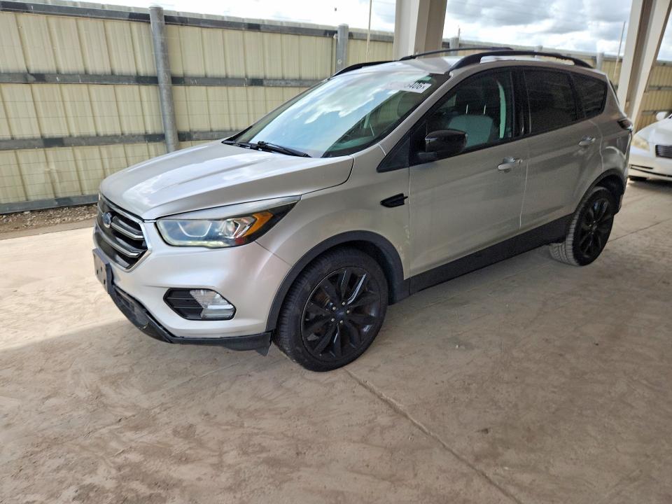 Продажа на аукционе авто 2017 Ford Escape, vin: 1FMCU0GD1HUD03475, номер лота: 69455406