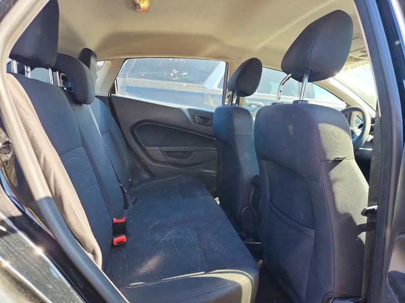 70500246 :رقم المزاد ، 3FADP4EJXKM157157 vin ، 2019 Ford Fiesta مزاد بيع