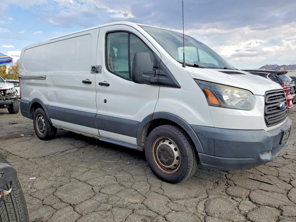 67930526 :رقم المزاد ، 1FTYE1YMXGKB08769 vin ، 2016 Ford Transit مزاد بيع