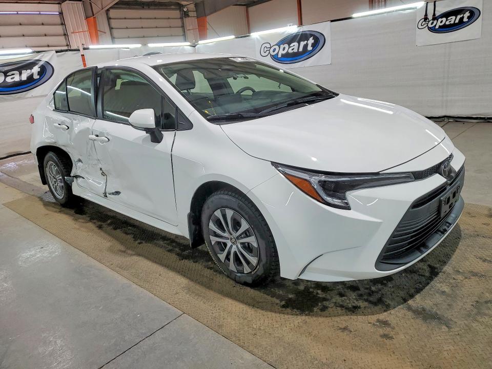 Продажа на аукционе авто 2026 Toyota Corolla, vin: JTDBCMFE9T3121381, номер лота: 69585216