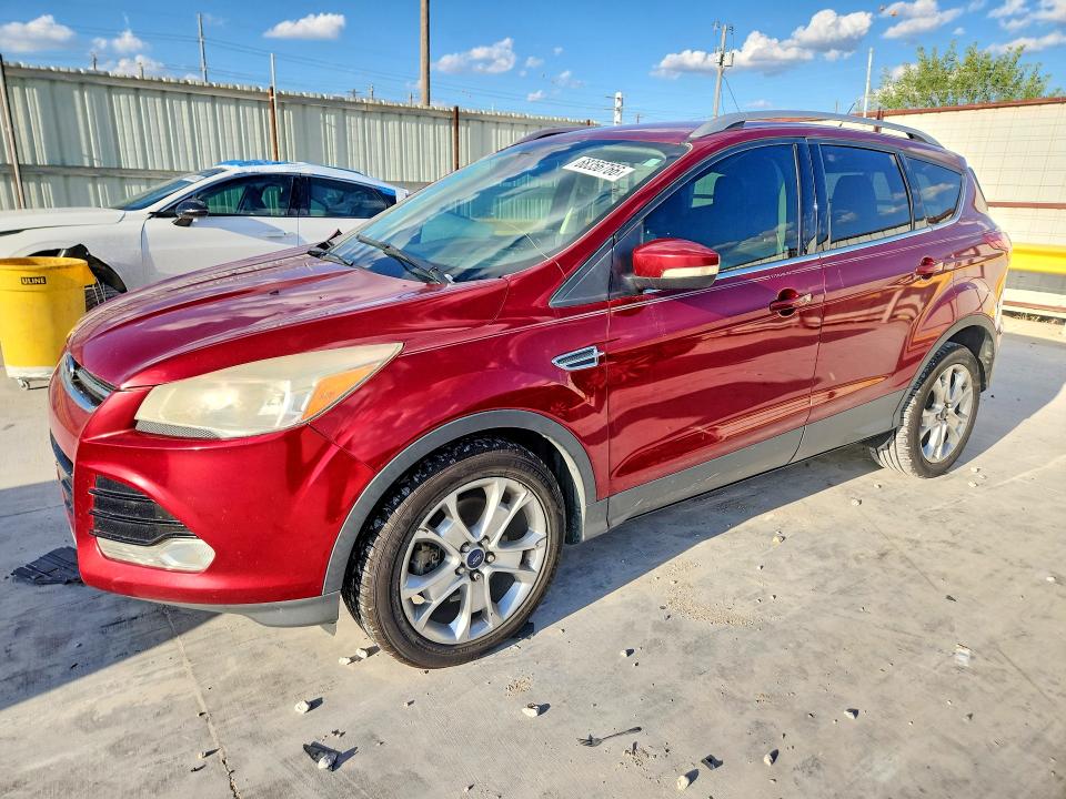 2015 Ford Escape მანქანა იყიდება აუქციონზე, vin: 1FMCU0J9XFUB18696, აუქციონის ნომერი: 68356766