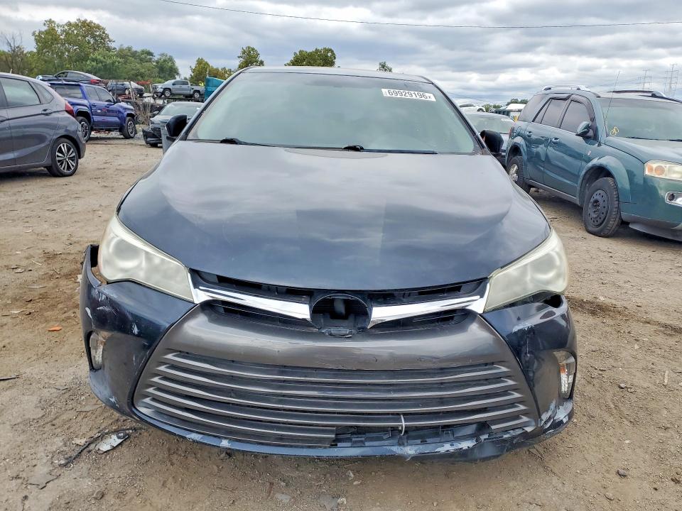 69929196 :رقم المزاد ، 4T1BF1FK0GU614311 vin ، 2016 Toyota Camry مزاد بيع