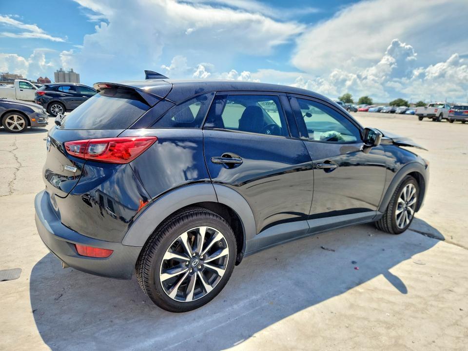 67549526 :رقم المزاد ، JM1DKFC73K1400025 vin ، 2019 Mazda Cx-3 مزاد بيع