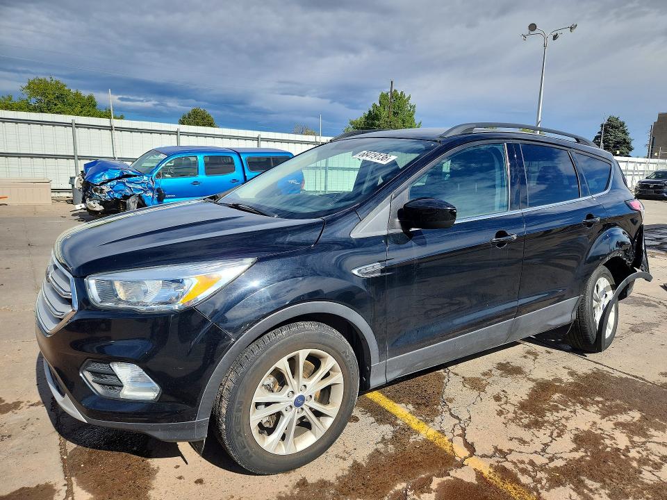 2018 Ford Escape მანქანა იყიდება აუქციონზე, vin: 1FMCU9GD5JUA60103, აუქციონის ნომერი: 68419136