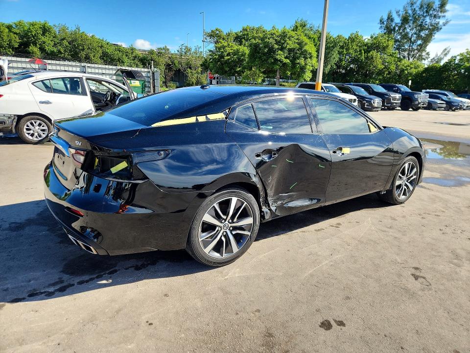 70117136 :رقم المزاد ، 1N4AA6CV1LC364044 vin ، 2020 Nissan Maxima مزاد بيع